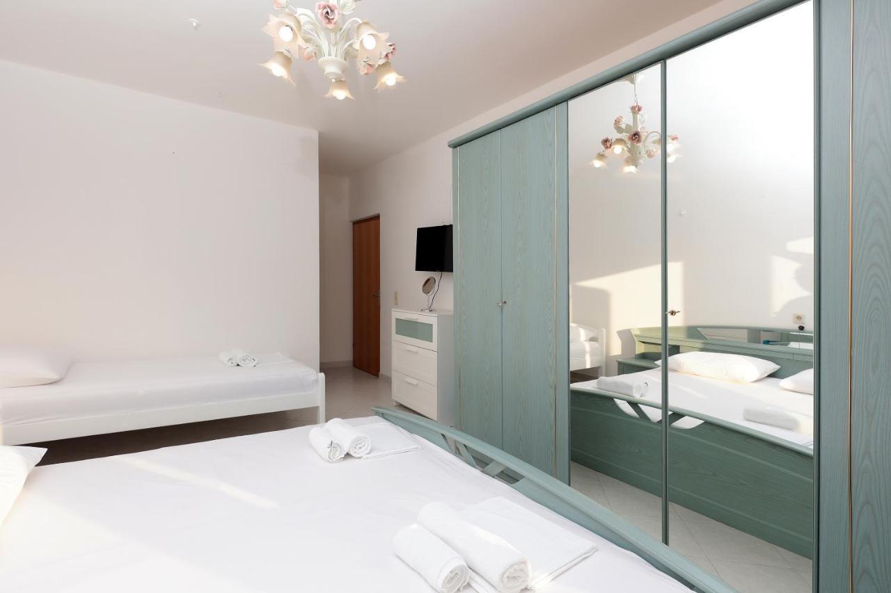 City Pool Apartments Novalja Dış mekan fotoğraf